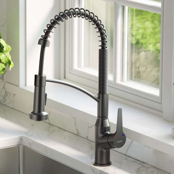 Scottsdale Single-Handle Pull-Down Sprayer Kitchen Faucet