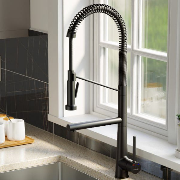 Karran Tumba Single-Handle Pull-Down Sprayer Kitchen Faucet